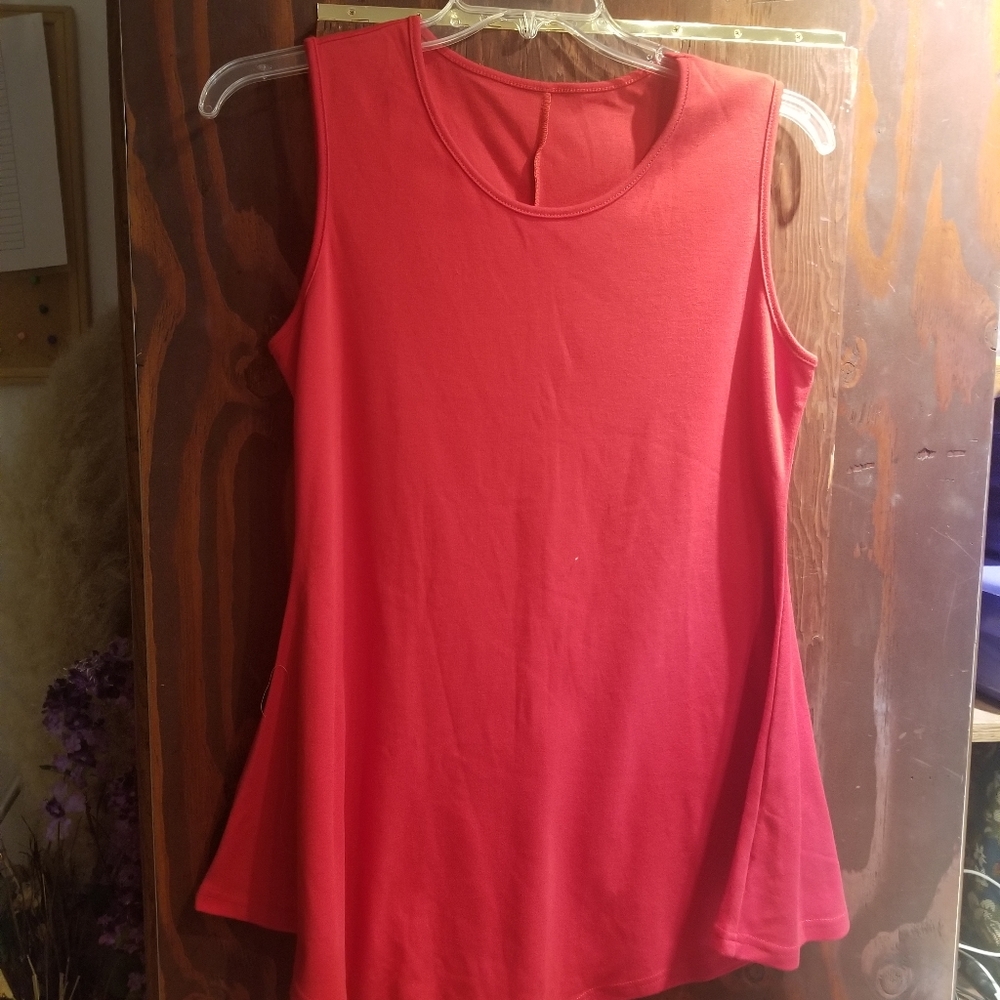 Sleeveless long uneven hem red top size XL